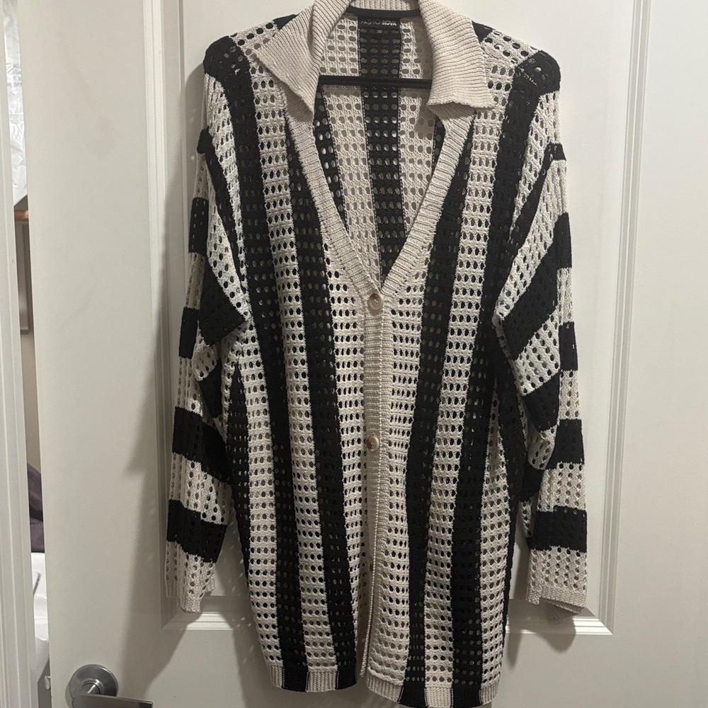 Fashion Nova Black & Cream Open-Knit Striped Cardigan